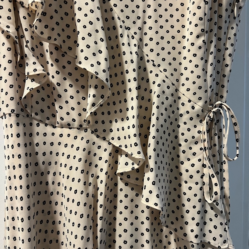BCBG Ruffle midi dress - Picture 6 of 6